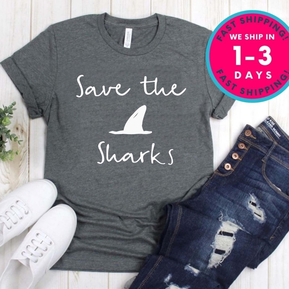 Gildan Tops - Gildan Save the sharks T shirt no fins no future